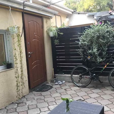Ferienwohnung Дворик На Жуковского Odessa Exterior foto