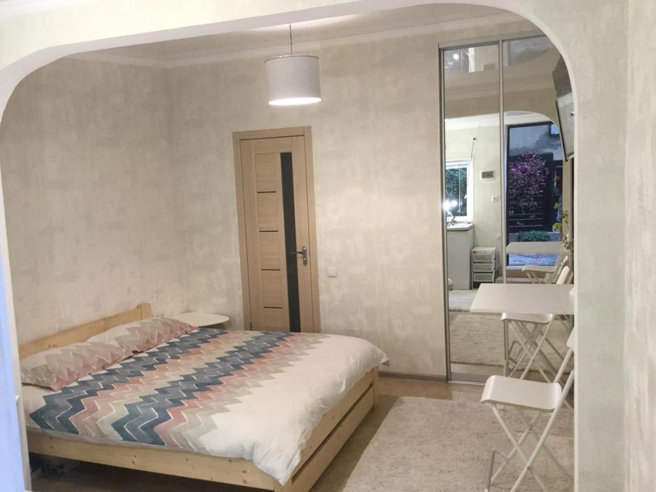 Ferienwohnung Дворик На Жуковского Odessa Exterior foto